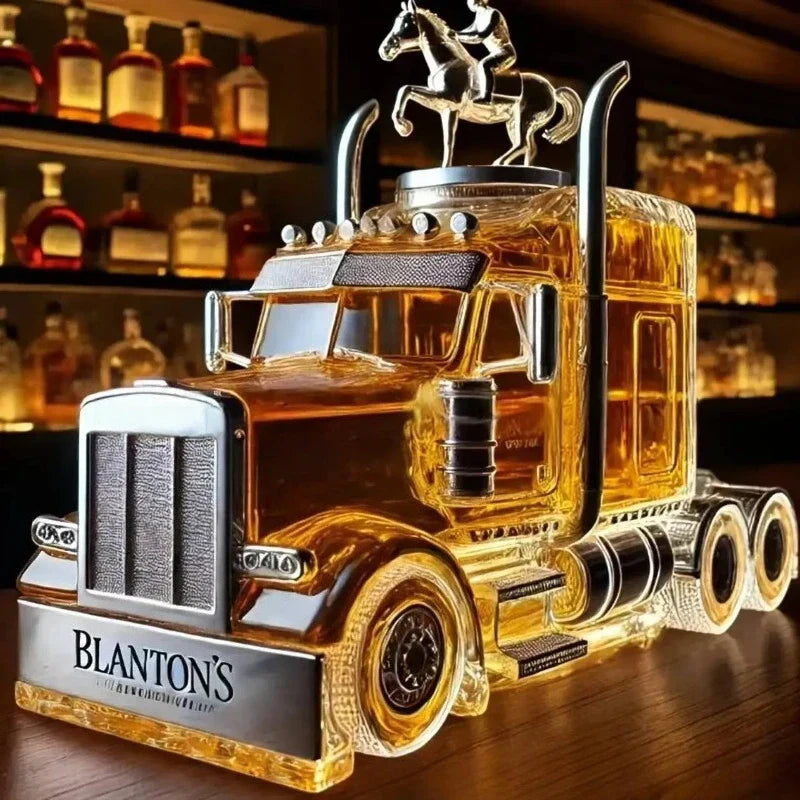 Μοναδικό μπουκάλι ουίσκι σε σχήμα φορτηγού (νταλίκα)